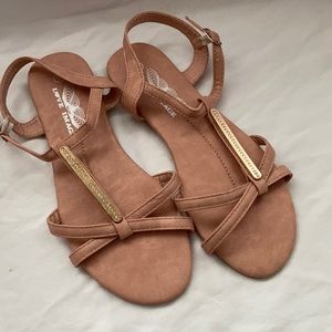 NWOT Size 7 Pink Sandals